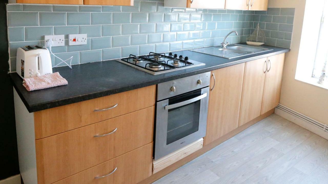 The Crows Nest Holiday Home Burry Port Bagian luar foto