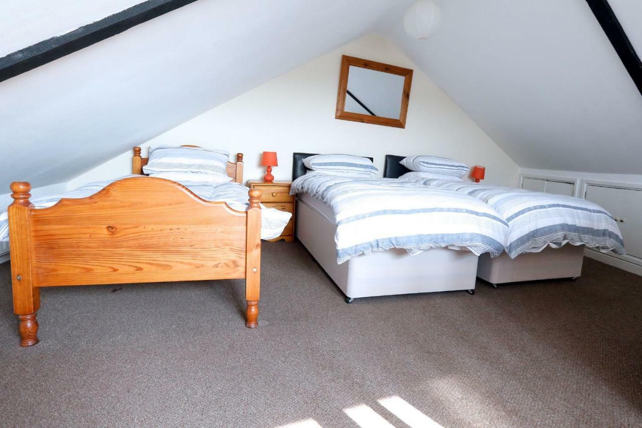 The Crows Nest Holiday Home Burry Port Bagian luar foto