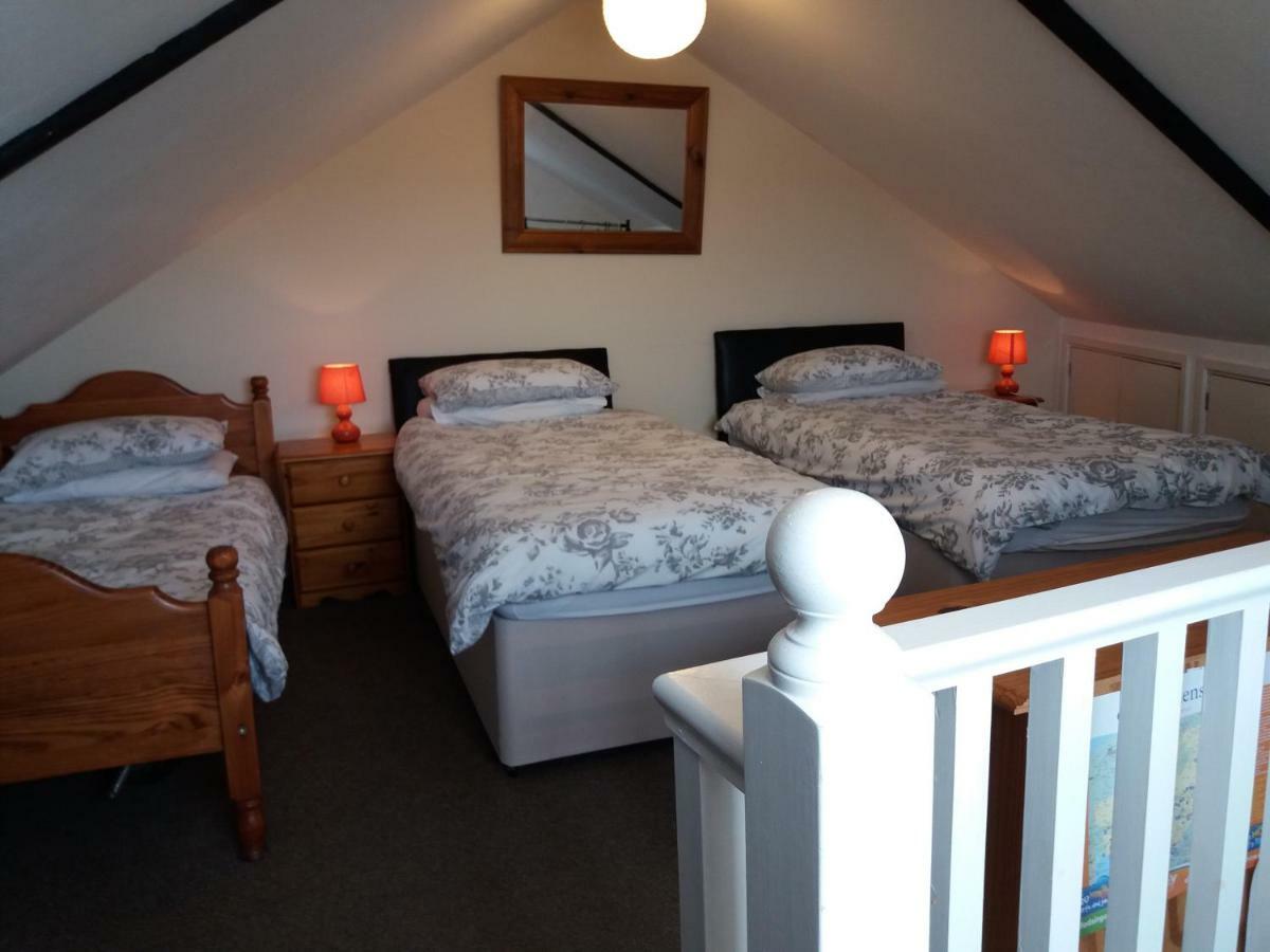 The Crows Nest Holiday Home Burry Port Bagian luar foto